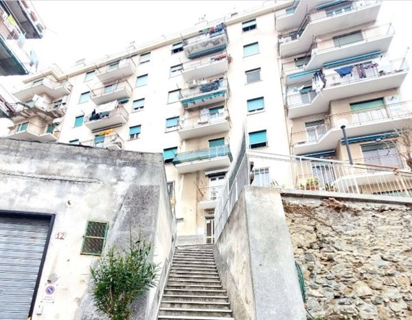 appartamento in vendita a Genova in zona Palmaro / Pra'
