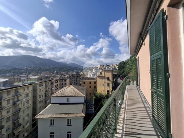 casa semindipendente in vendita a Genova in zona Certosa