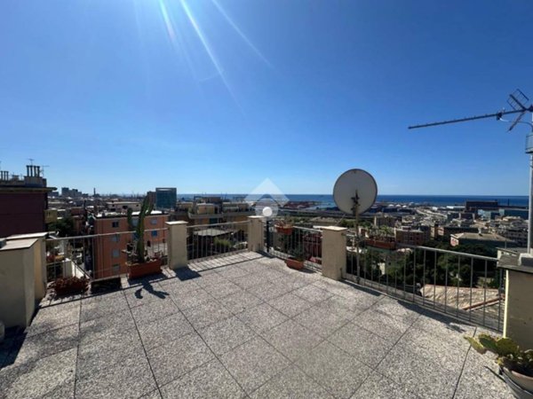 appartamento in vendita a Genova in zona Cornigliano