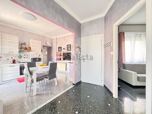 appartamento in vendita a Genova in zona Certosa