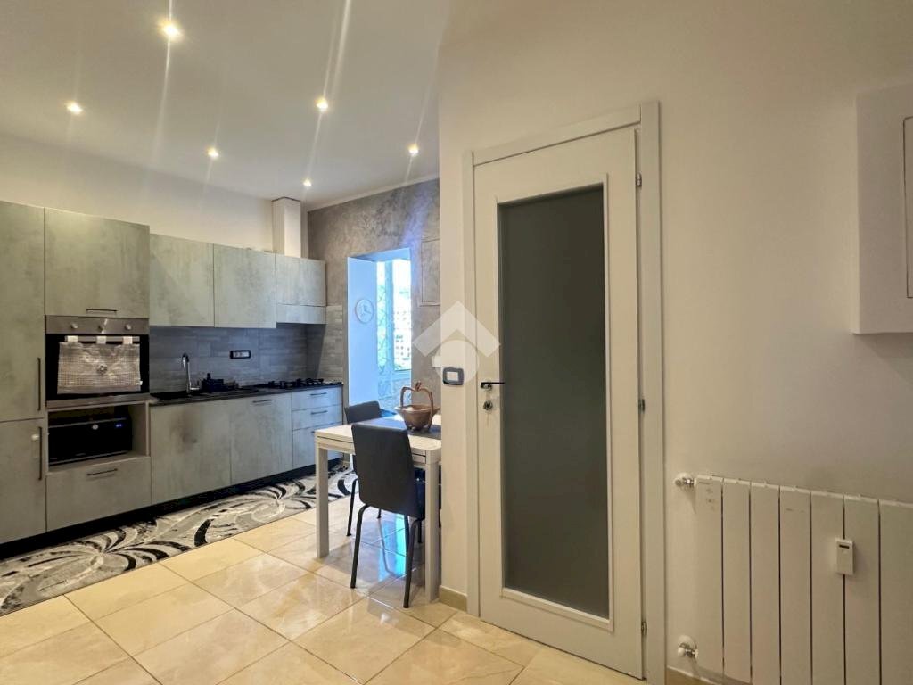 appartamento in vendita a Genova in zona DiNegro