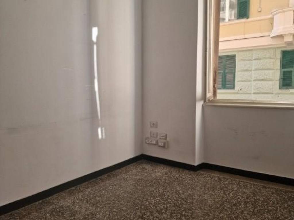 appartamento in vendita a Genova in zona Sampierdarena