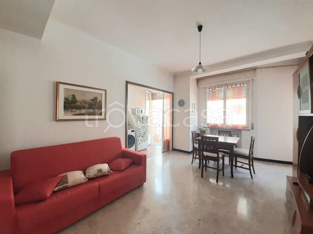 appartamento in vendita a Genova in zona Marassi