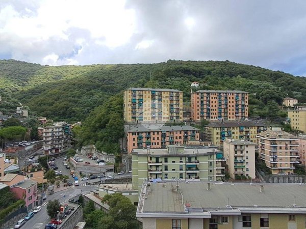 appartamento in vendita a Genova in zona Quezzi