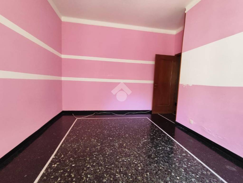 appartamento in vendita a Genova in zona Sestri Ponente