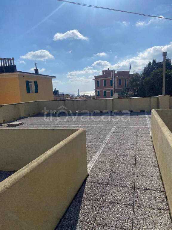 appartamento in vendita a Genova in zona Lagaccio / Granarolo