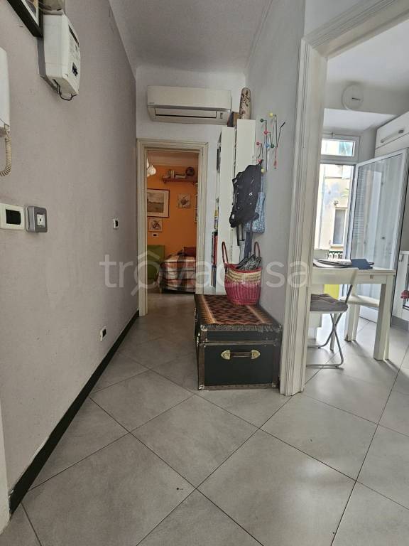 appartamento in vendita a Genova in zona Sestri Ponente