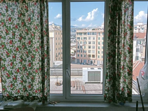 appartamento in vendita a Genova in zona Sampierdarena