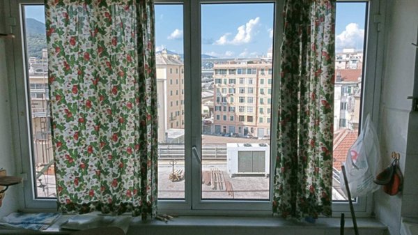 appartamento in vendita a Genova in zona Sampierdarena