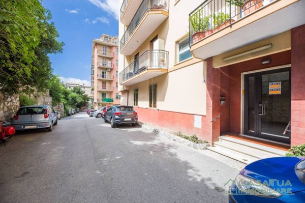 appartamento in vendita a Genova in zona Oregina