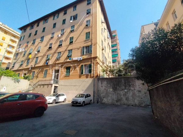 appartamento in vendita a Genova in zona Marassi