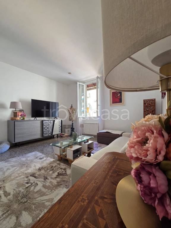 appartamento in vendita a Genova in zona Marassi