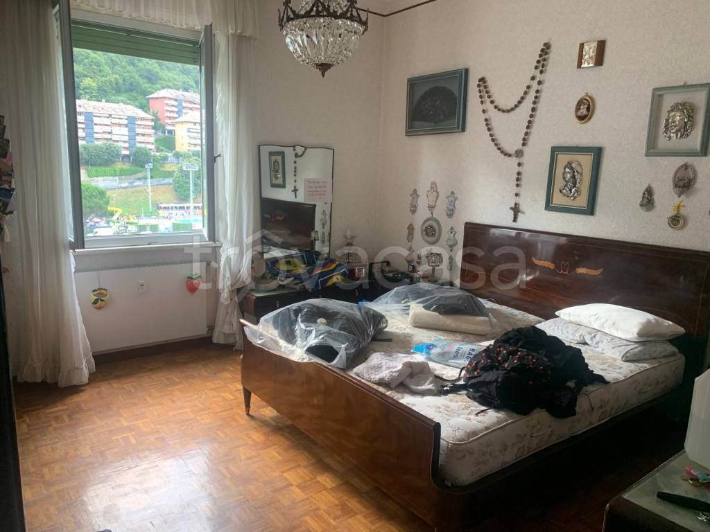 appartamento in vendita a Genova in zona Molassana