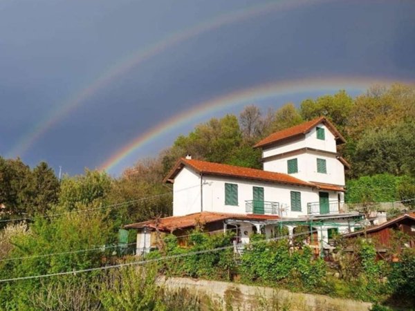 casa indipendente in vendita a Genova in zona Struppa