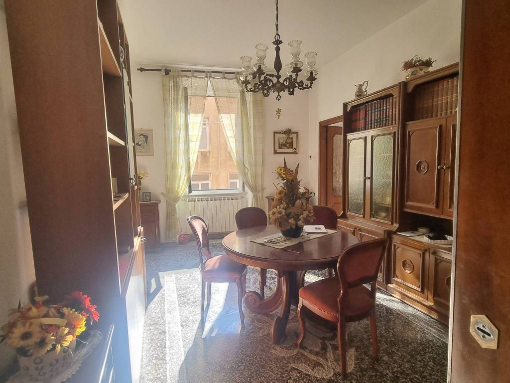 appartamento in vendita a Genova in zona Cornigliano