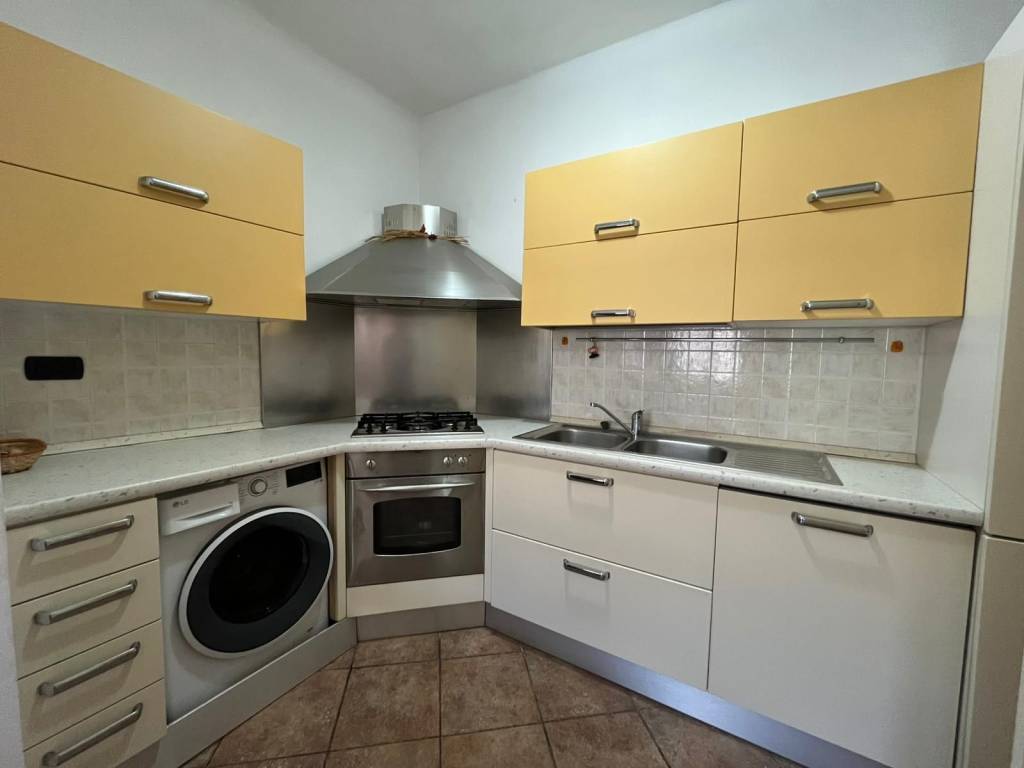 appartamento in vendita a Genova in zona Sestri Ponente