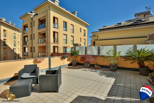 appartamento in vendita a Genova in zona Sestri Ponente