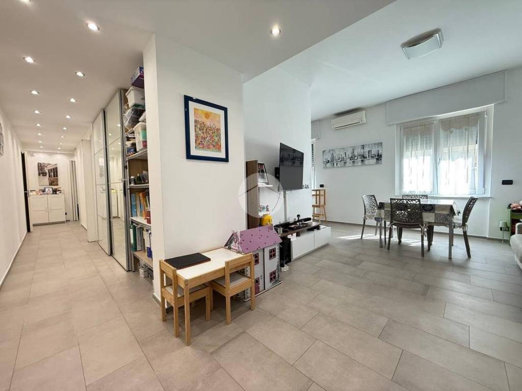 appartamento in vendita a Genova in zona Marassi