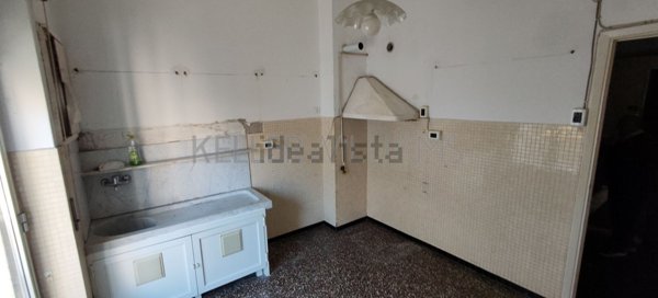 appartamento in vendita a Genova in zona Palmaro / Pra'