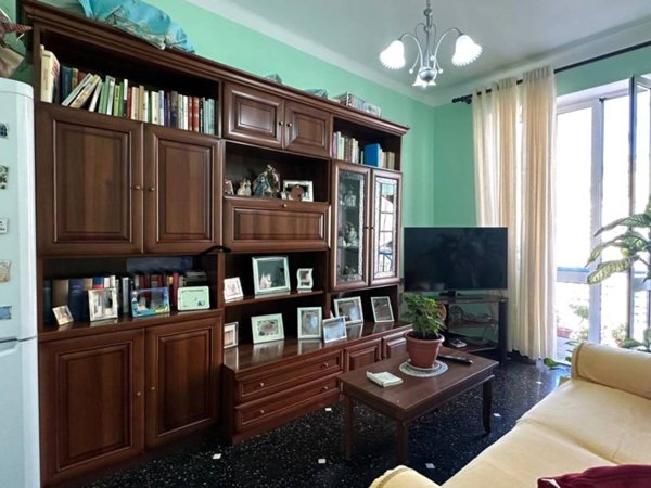 appartamento in vendita a Genova in zona Lagaccio / Granarolo