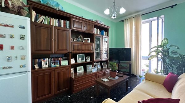 appartamento in vendita a Genova in zona Lagaccio / Granarolo