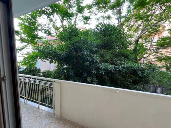 appartamento in vendita a Genova in zona Sottoripa / Maddalena / Molo