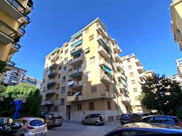 appartamento in vendita a Genova in zona Palmaro / Pra'