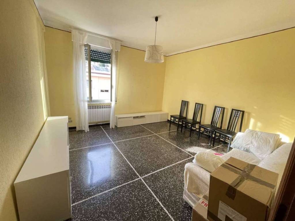 appartamento in vendita a Genova in zona Sturla