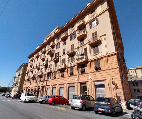 appartamento in vendita a Genova in zona Marassi