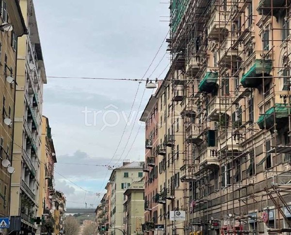 appartamento in vendita a Genova in zona Sampierdarena