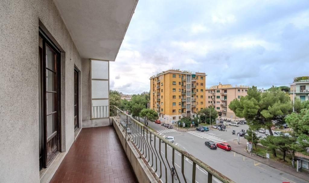 appartamento in vendita a Genova in zona Albaro