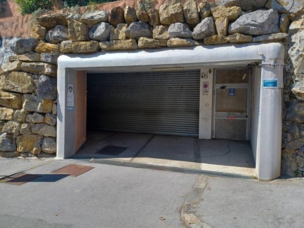 negozio in vendita a Genova in zona Albaro