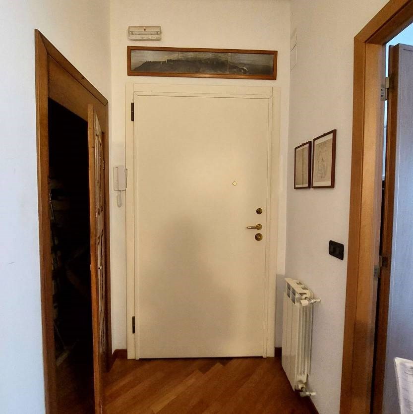 appartamento in vendita a Genova in zona Palmaro / Pra'