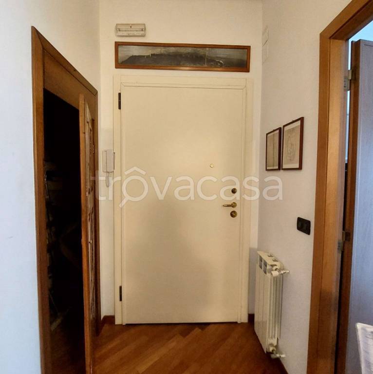 appartamento in vendita a Genova in zona Palmaro / Pra'