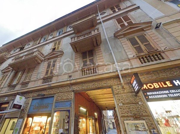 appartamento in vendita a Genova in zona Sestri Ponente
