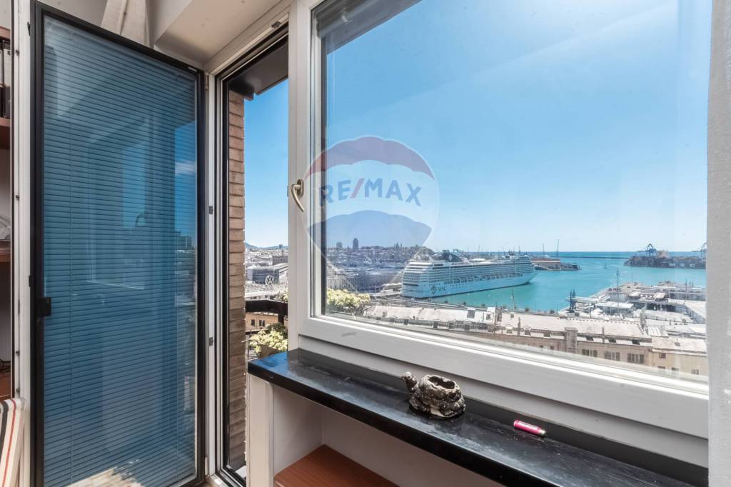 appartamento in vendita a Genova in zona DiNegro