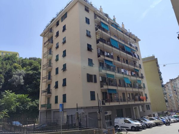 appartamento in vendita a Genova in zona Sampierdarena
