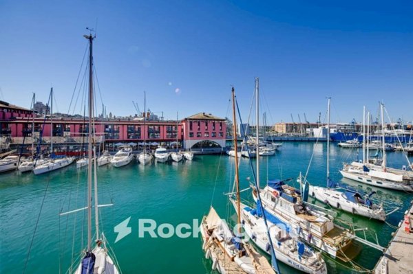 casa indipendente in vendita a Genova in zona Lagaccio / Granarolo