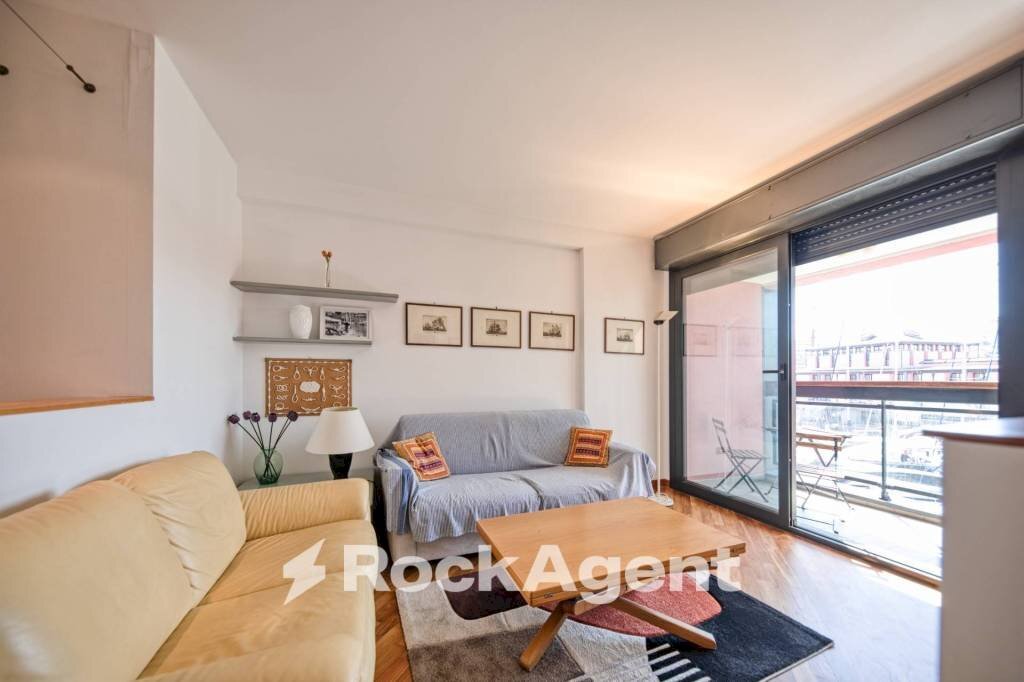 casa indipendente in vendita a Genova in zona Lagaccio / Granarolo