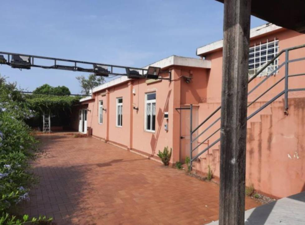 intera palazzina in vendita a Genova in zona Lagaccio / Granarolo