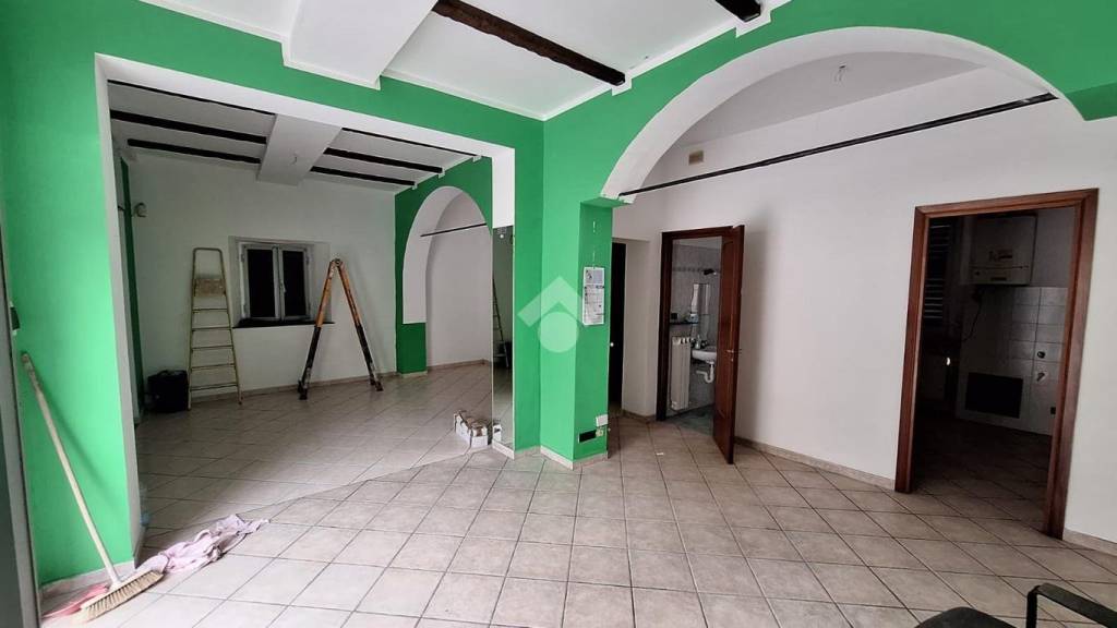 negozio in vendita a Genova in zona Pontedecimo