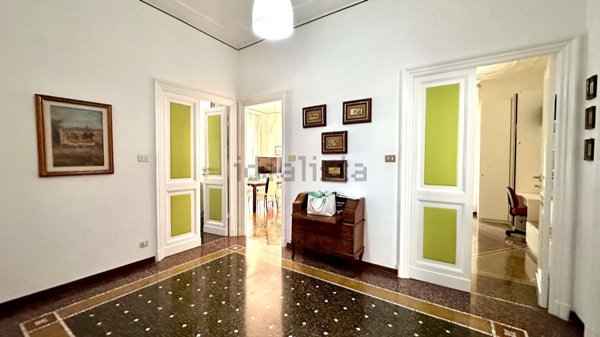 appartamento in vendita a Genova in zona Sestri Ponente