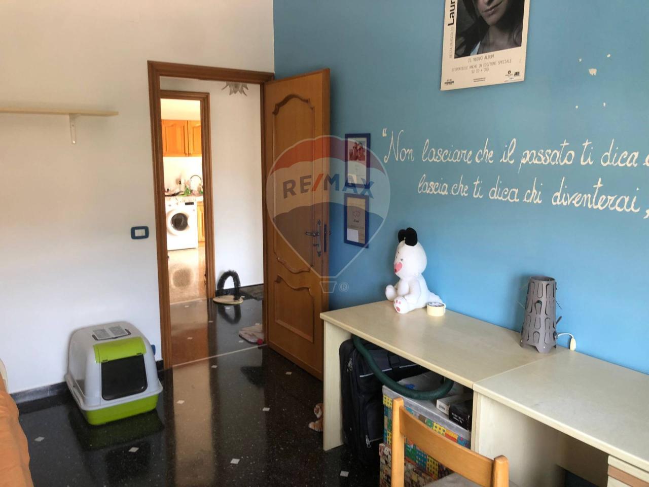appartamento in vendita a Genova in zona Bolzaneto