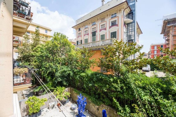 appartamento in vendita a Genova in zona Albaro