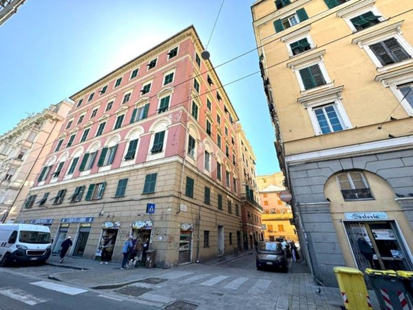 appartamento in vendita a Genova in zona Sampierdarena