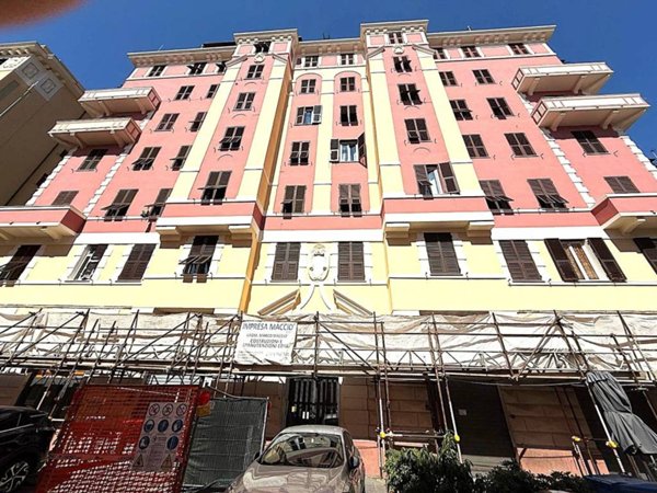 appartamento in vendita a Genova in zona Cornigliano