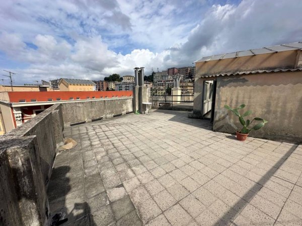appartamento in vendita a Genova in zona Sampierdarena