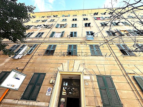 appartamento in vendita a Genova in zona Bolzaneto