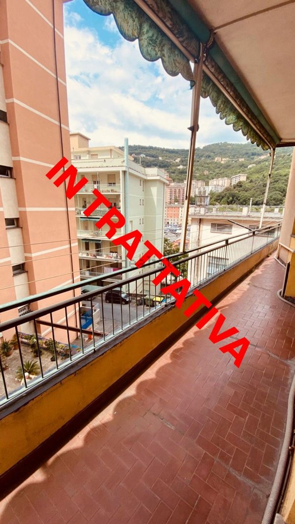 appartamento in vendita a Genova in zona Staglieno