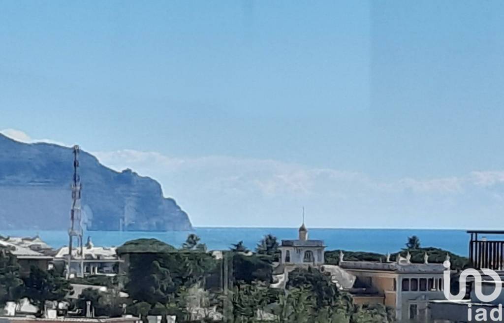 appartamento in vendita a Genova in zona Nervi